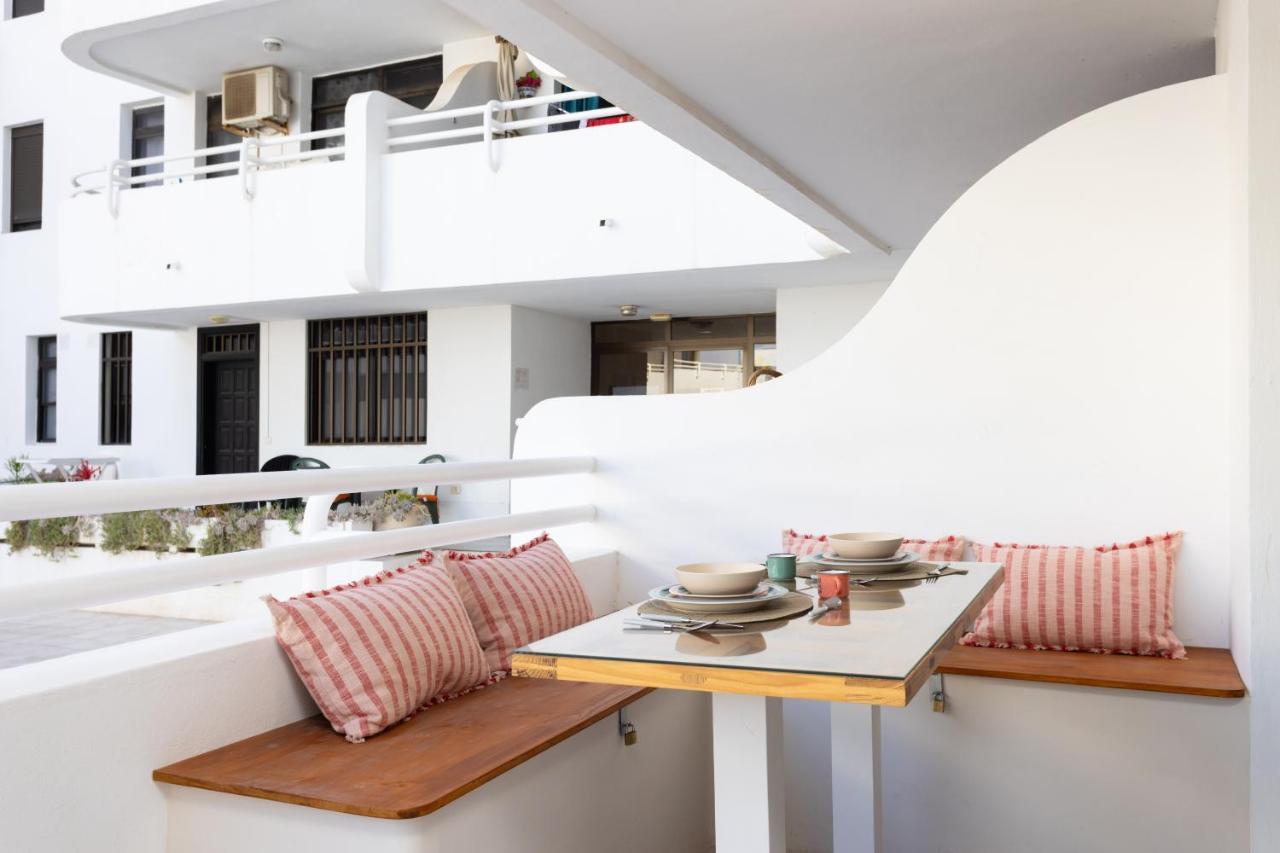 Home2Book Charming Seaside Apt El Medano, Terrace ภายนอก รูปภาพ