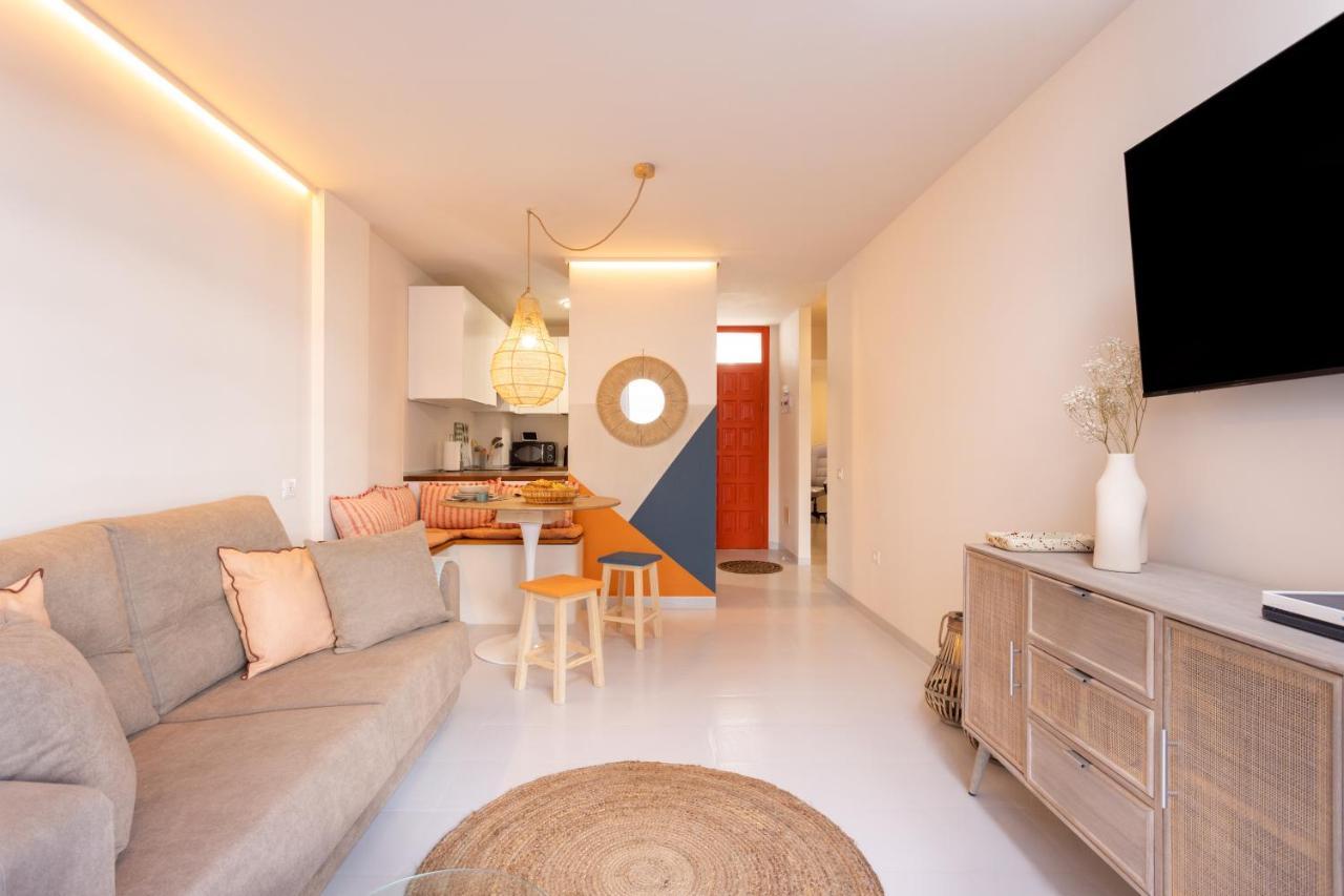 Home2Book Charming Seaside Apt El Medano, Terrace ภายนอก รูปภาพ